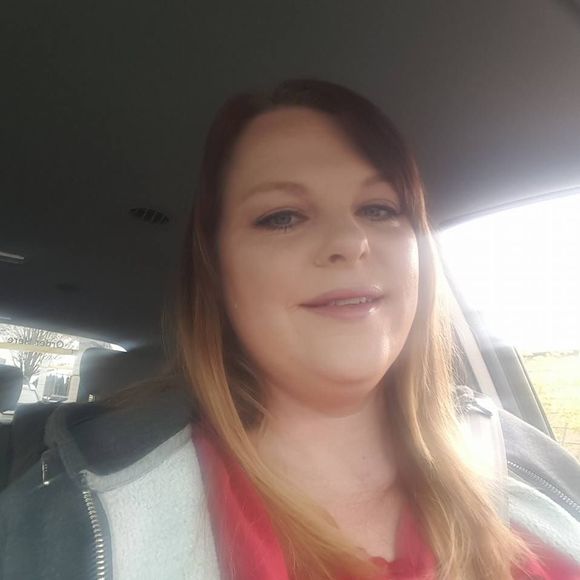 Meet your Posher, Cassie - Picture 1 of 1